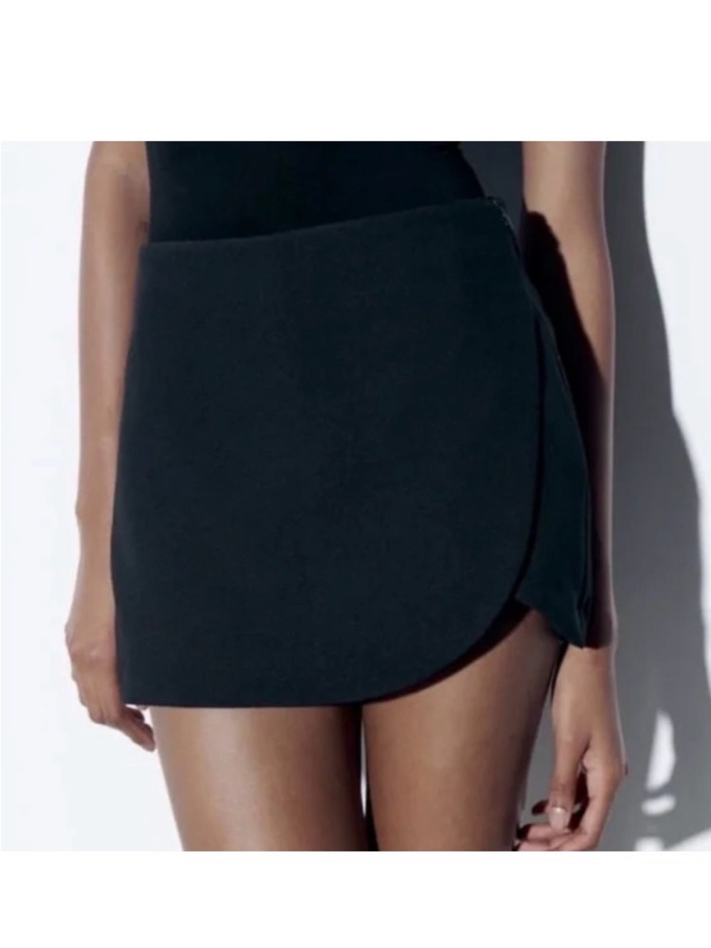 Zara Asymmetrical Cross Front Faux Wrap Side Zip Mini Skirt Skort Shorts Black M
